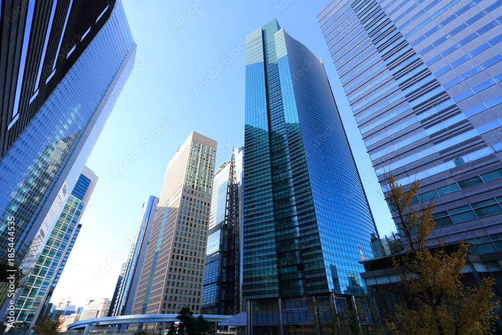 汐留にそびえ立つオフィス街