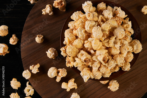 Popcorn in wooden bowl