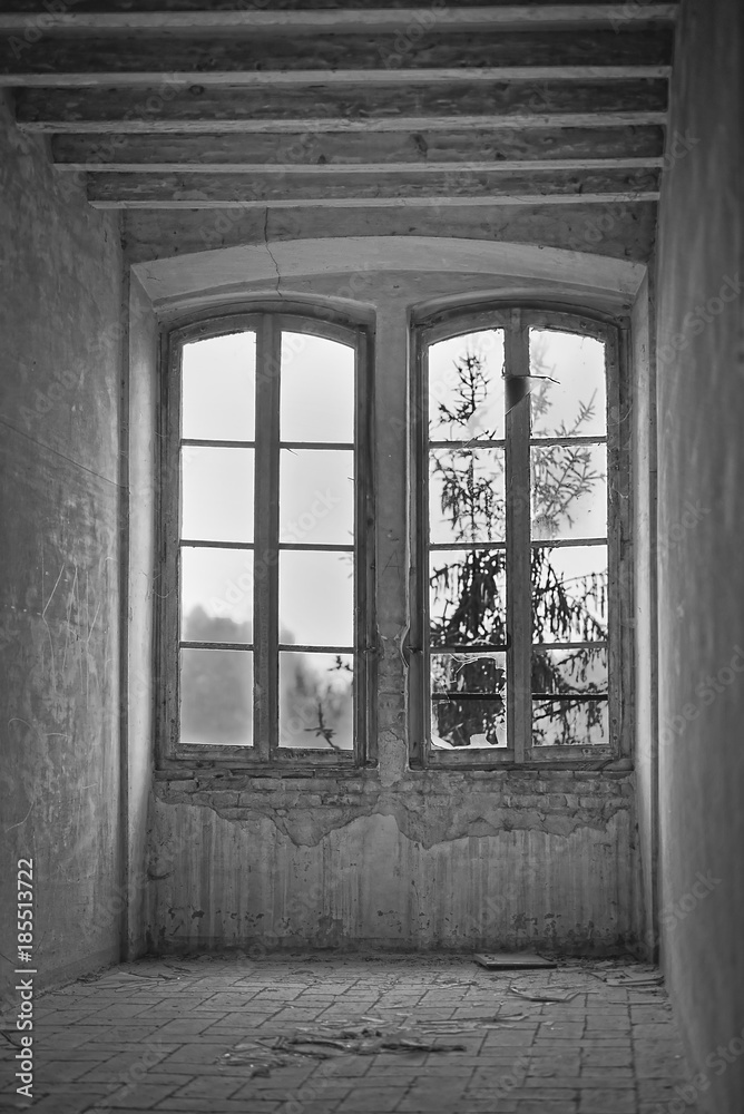 Finestra sul Cortile Convento di San Barnardino Stock Photo | Adobe Stock