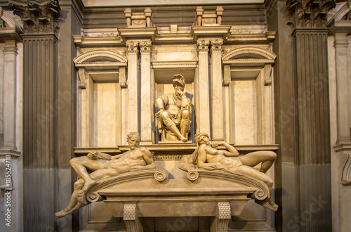 Tomb of Lorenzo II de Medici and below lying on the sarcophagus two sculptures 'Dawn and Dusk', Florennce, Italy