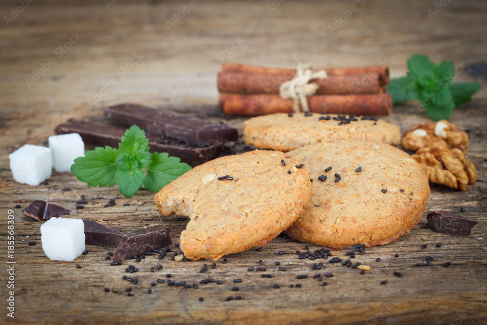 Ginger cookies with chocolate, cinnamon and walnuts
Ginger cookies with chocolate, cinnamon and walnuts