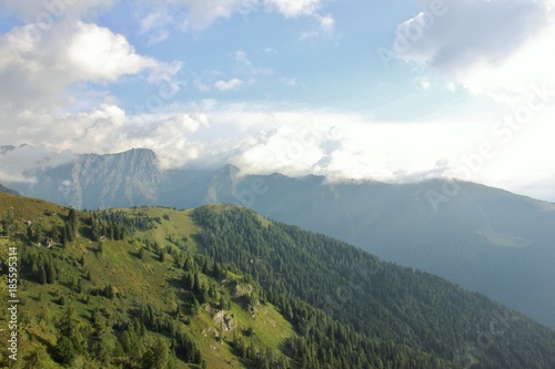 Dal Monte Giuggia al Dosso dei Morti  anello delle cime della Val Bondone  Trentino  Italia