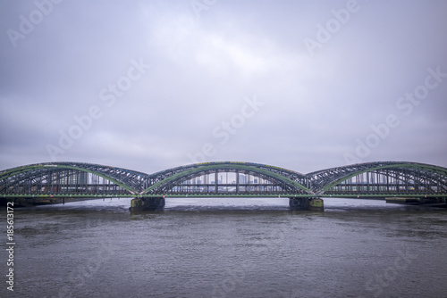 Elbbrücken, Eisenbahnbrücke über die Elbe in Hamburg, Deutschland