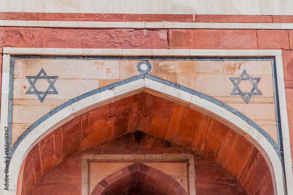 Fototapeta premium Detail of Humayun tomb in Delhi, India