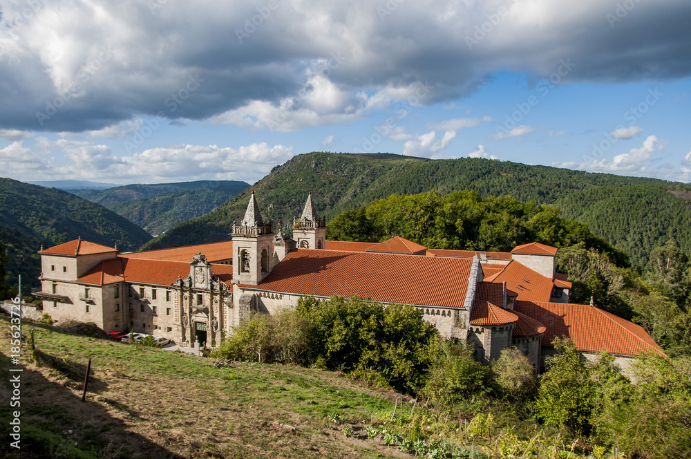 Obraz premium San Esteban's monastery of ribas of sil