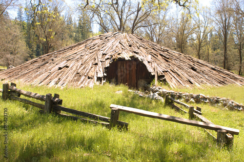 Native American - Miwok indian sweat house or meeting room
