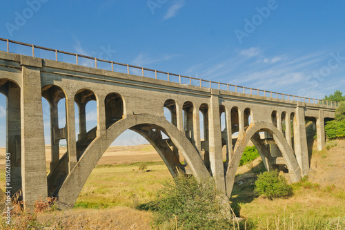 Slika na platnu Old concrete trestle style bridge in the Palouse area of Washington