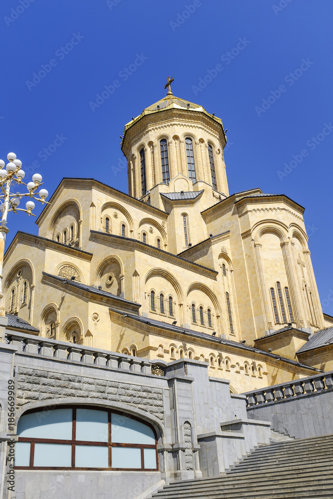 Blick auf die Sameba Kathedrale in Georgien