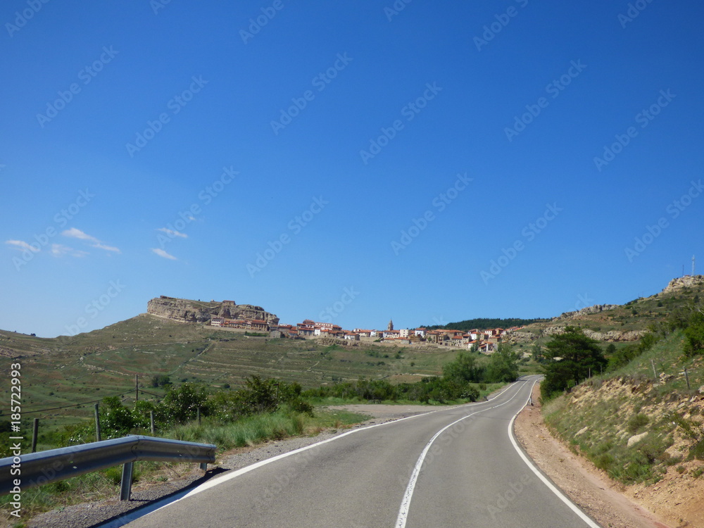 Carretera a Gúdar Pueblo de Teruel, en la Comunidad Autónoma de Aragón, España