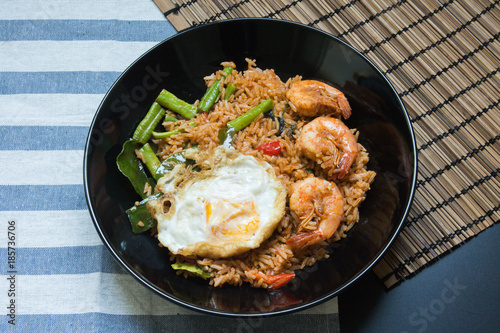 Red curry fried rice with prawn
