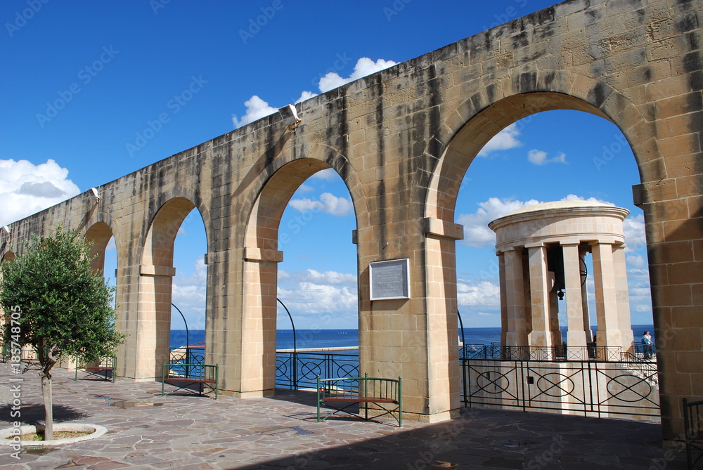 Malta - Valletta - Lower Barrakka Gardens mit Siege Bell