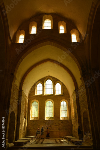 Choeur de l'abbaye cistercienne de Fontenay en Bourgogne, France © JFBRUNEAU