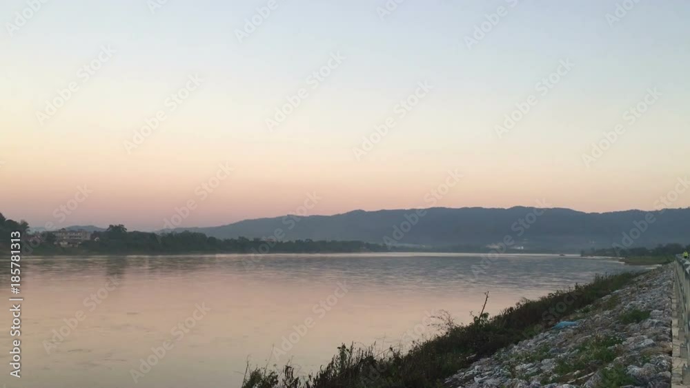 View flowing of water in Mae Khong river, stock video View flowing of water in Mae Khong river, stock video