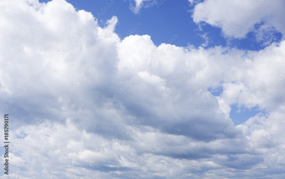 Obraz premium clouds in blue sky