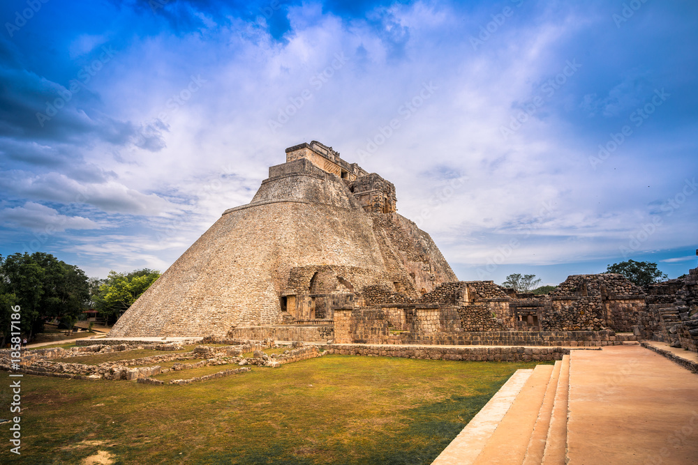 Mexico, Yucatan: ancient city of Uxmal 