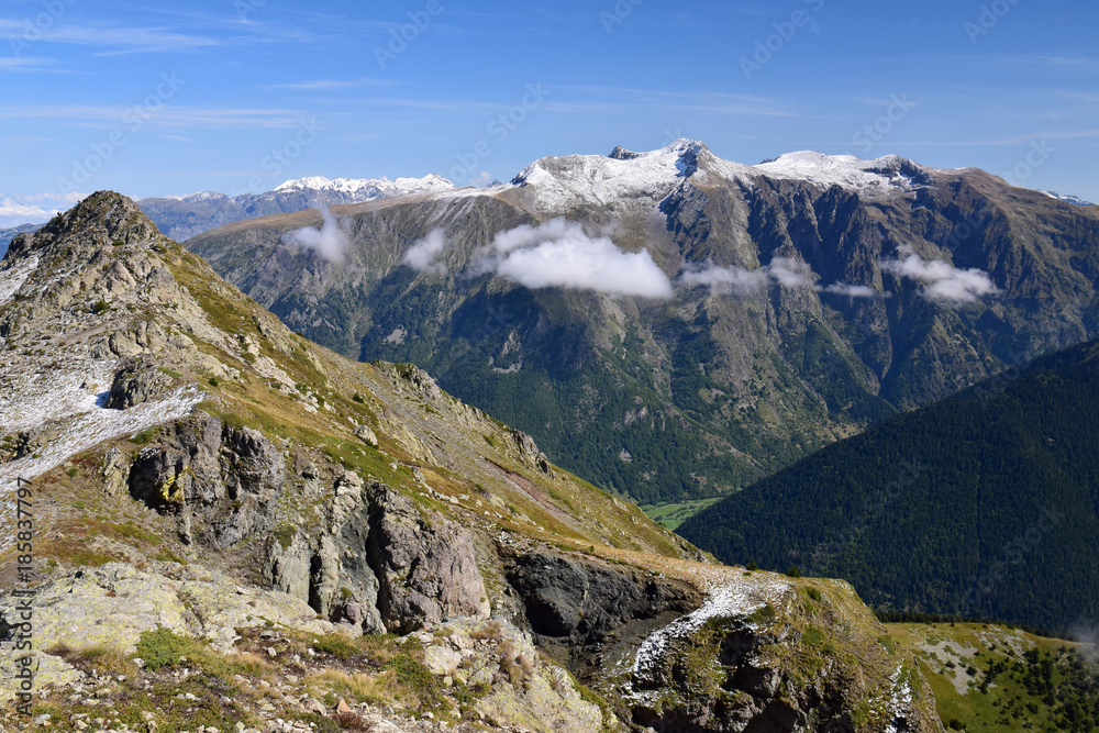 La Belledonne et le Taillefer (alt 2857 m), vus du Tabor