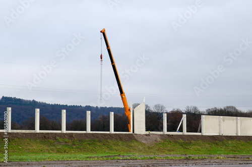 Bau einer Lärmschutzwand photo