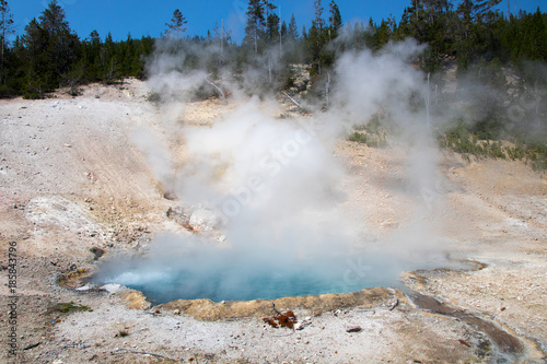 Yellowstone National Park UNESCO World Heritage geysers this must-see during your vacation in America mustsee