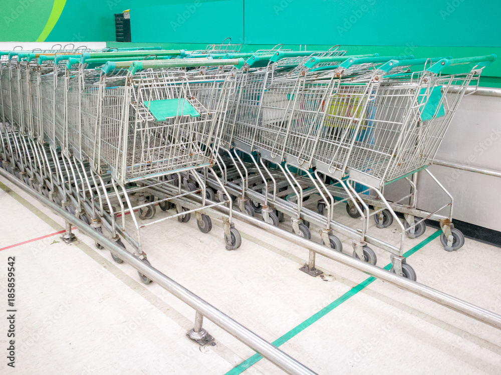 the parking lot of steel trolley or shopping cart in supermarket Stock-Foto  | Adobe Stock