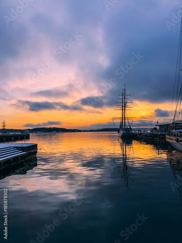 Sunset on Oslo harbor © Marine Bombardier