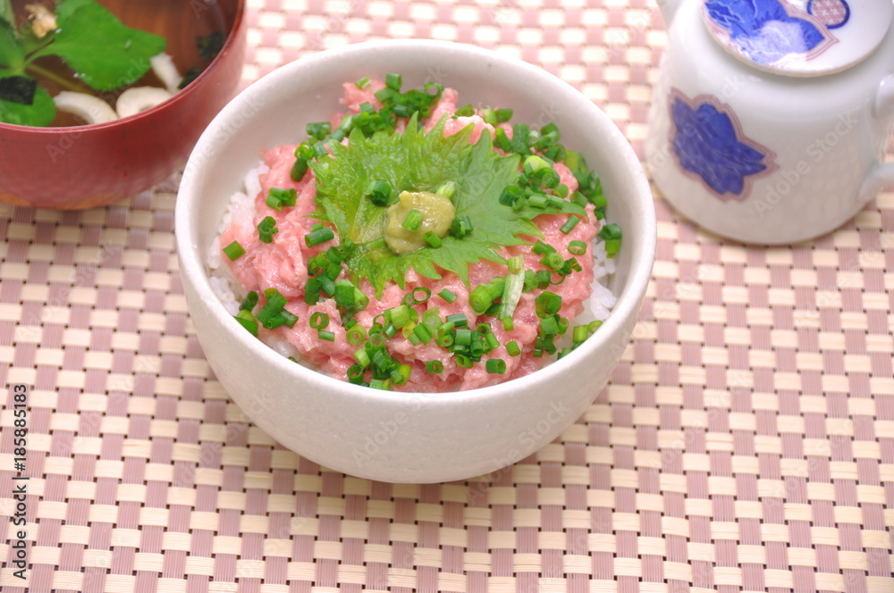 ねぎとろ丼 ねぎとろ丼