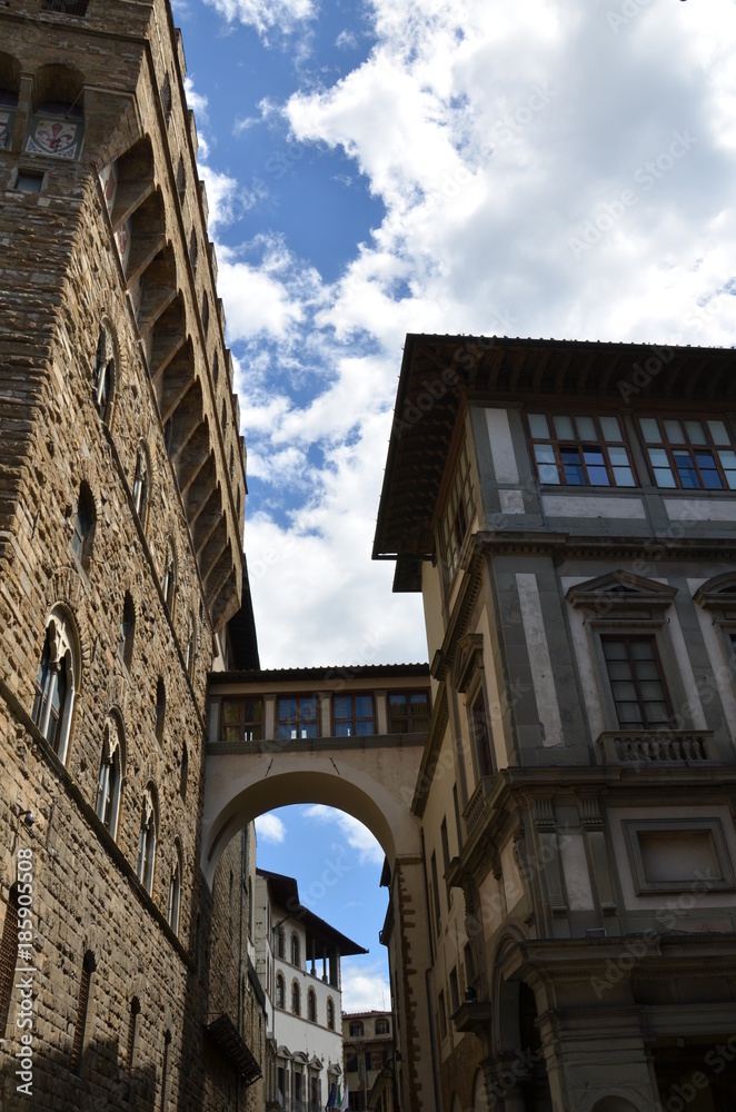 Fototapeta premium architecture, building, house, sky, city, town, exterior, europe, street, stone, italy, blue, tower, windows, urban, home, historic, brick, church, ancient, window, buildings, travel, wall, monument