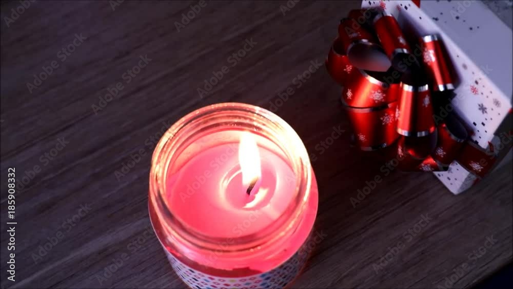 Une flamme de bougie 
