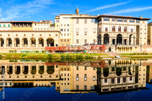 Vasari corridor and Ufizzi gallery over the Arno River, florence © jon_chica