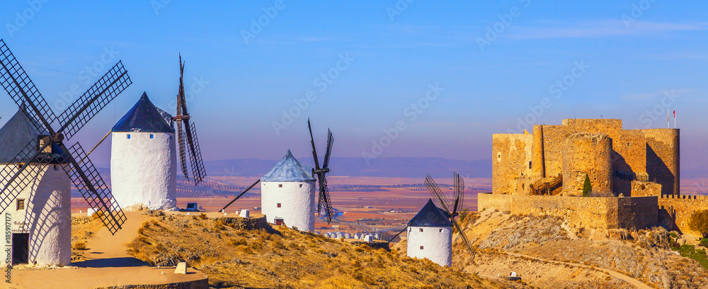 Windmills Spain - obrazy, fototapety, plakaty 