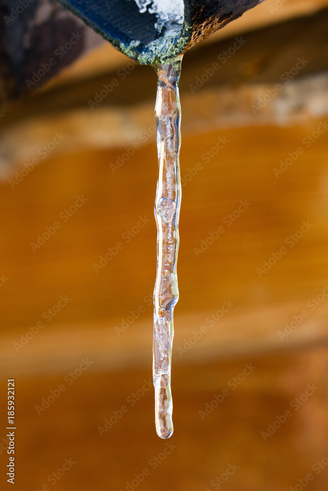 ice stalactite cabin hut wood frozen water macro 1