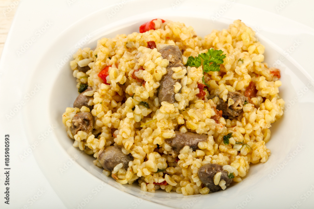 Bulgur with chicken hearts