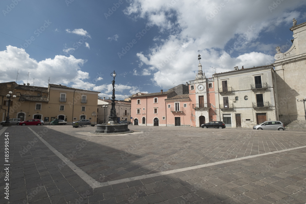 Popoli (Abruzzi, Italy): the main town square