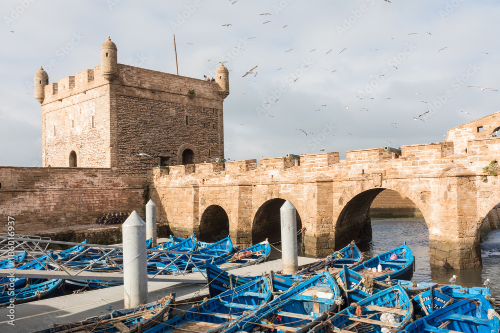Φωτογραφία Sqala du Port, a defensive tower at the fishing port of Essaouira, Morocco