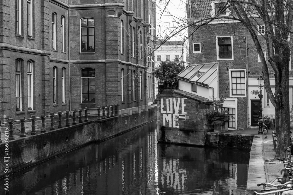 Naklejka premium the asterdam canals