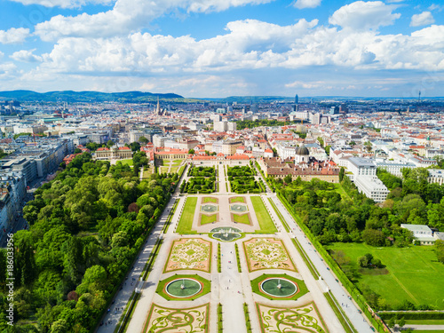 Belvedere Palace in Vienna photo