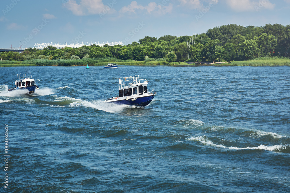 Fototapeta premium High speed boats on river moving