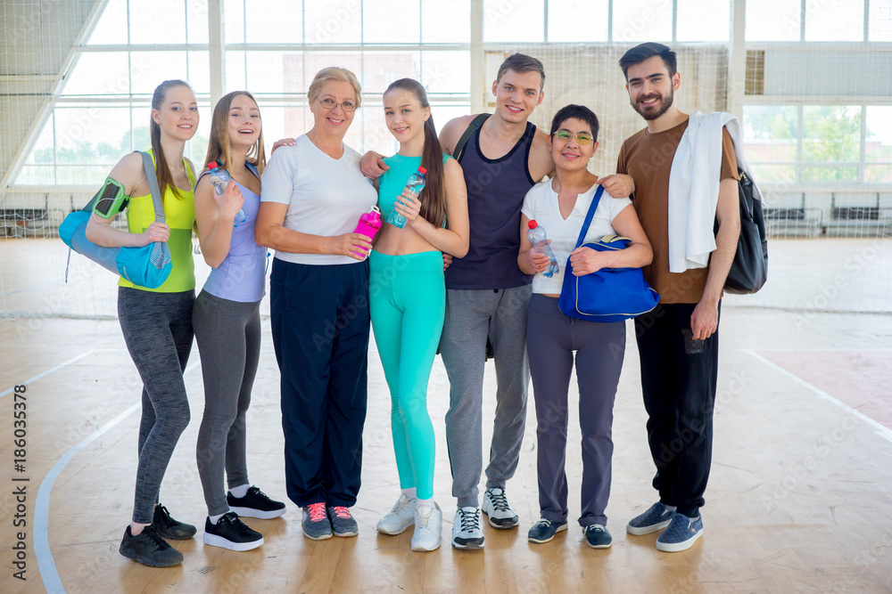 Fototapeta premium Group of people in a gym