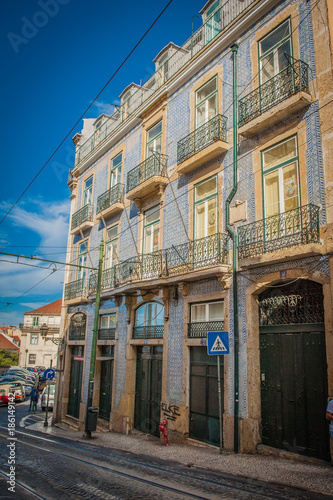 Obraz na płótnie Blue-white wall tiles in Lisbon in Portugal on telenemnt house w salonie