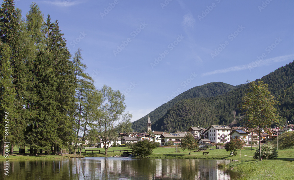 Fototapeta premium Busesee mit Brusago