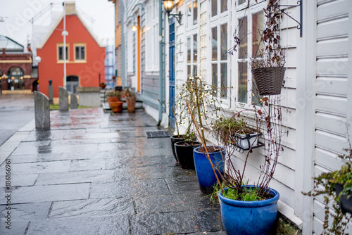 Obraz na płótnie Blue flowerpots, Bergen, Norway w salonie
