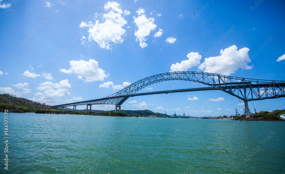 Obraz premium Puente las Americas is a road bridge in Panama which spans the Pacific Entrance to the Panama Canal