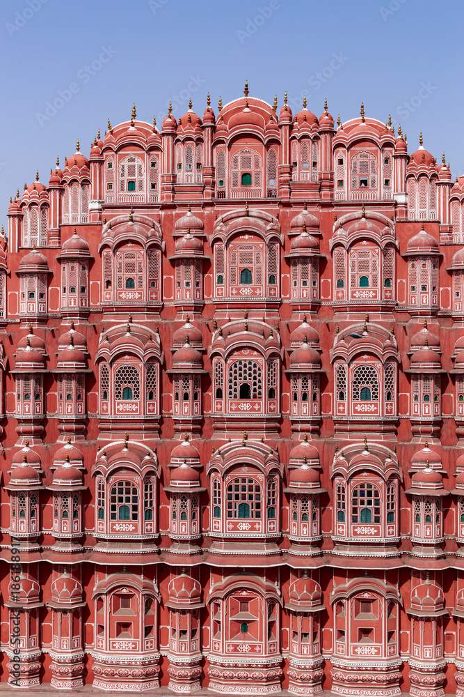 Hawa Mahal plus connu sous le nom du palais du vent à Jaipur au Rajasthan