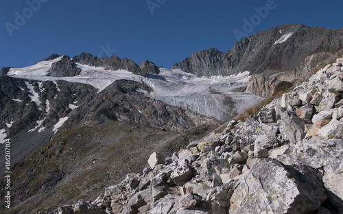 Wallpaper Mural Montée au col du Soufre Torontodigital.ca