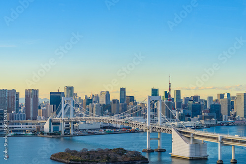 お台場から見た都市風景 © kurosuke