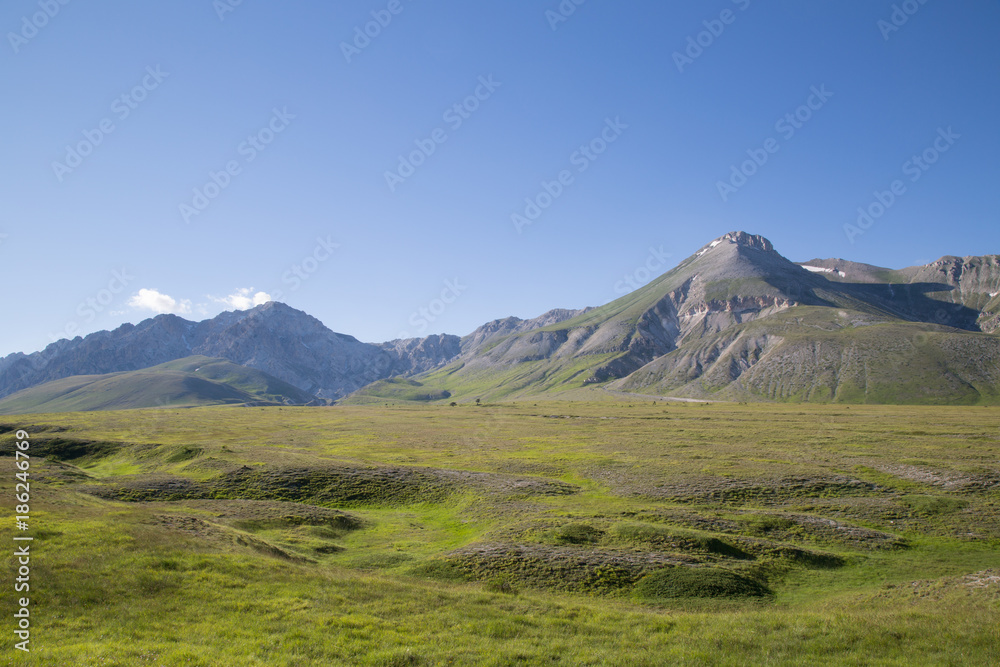 Fototapeta premium Koszula Monte, Szczyt Veticole