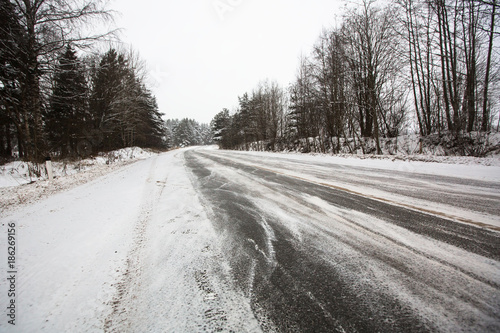 Winter snow road. Russia.