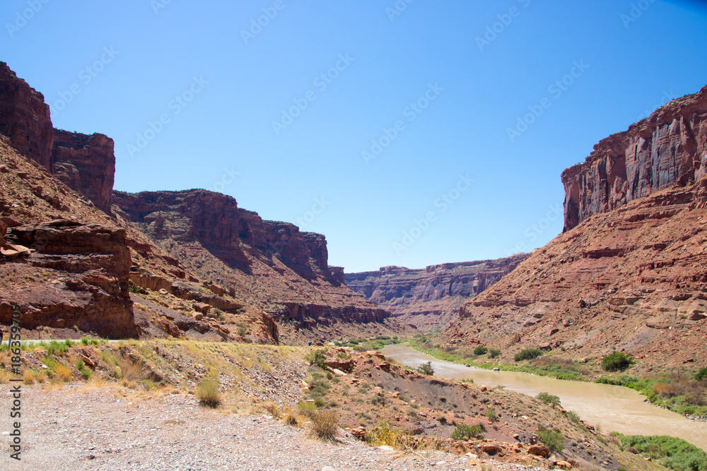 Fototapeta premium Arches National Park in Utah Moab park avenue viewpoint panguitch America You should have seen Red Stone during your trip to America