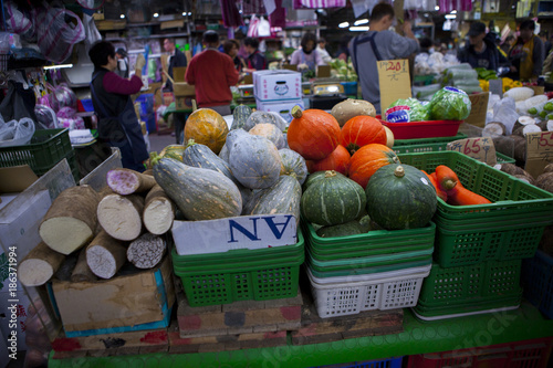Taiwan Taipei, Wanhua's traditional market, the central market is the vegetable meat wholesale market, fresh pumpkin photo