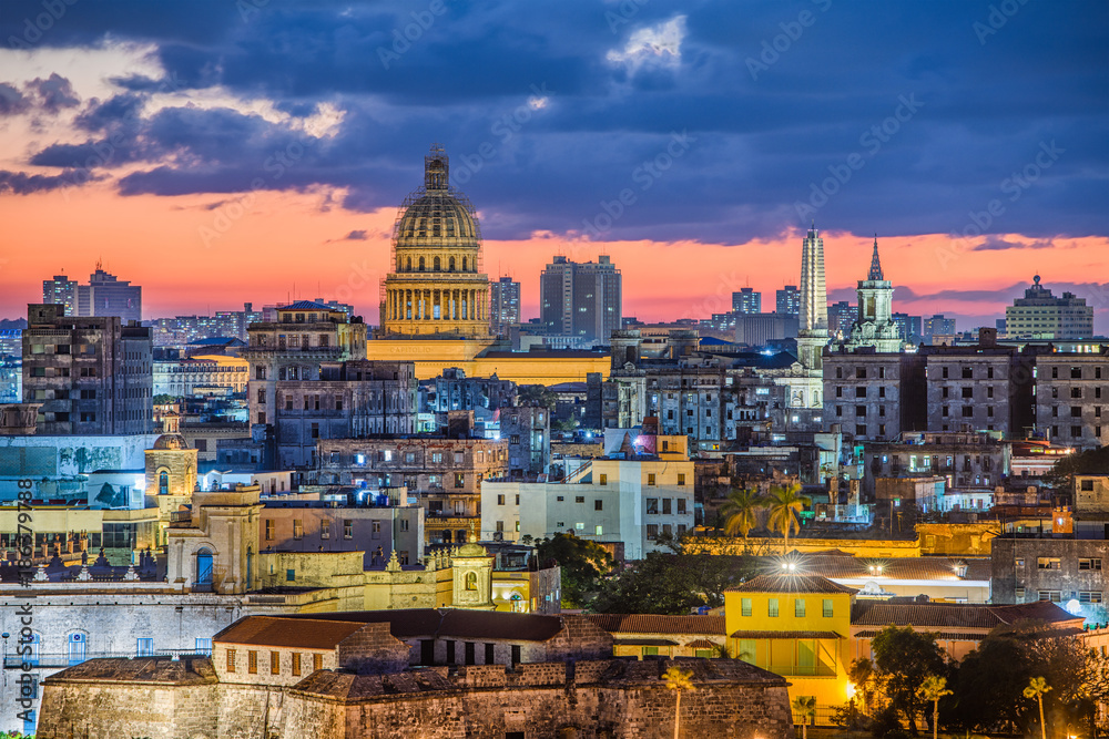 Obraz premium Havana, Cuba Skyline