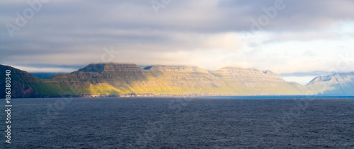 Steilküste der Färöer Inseln